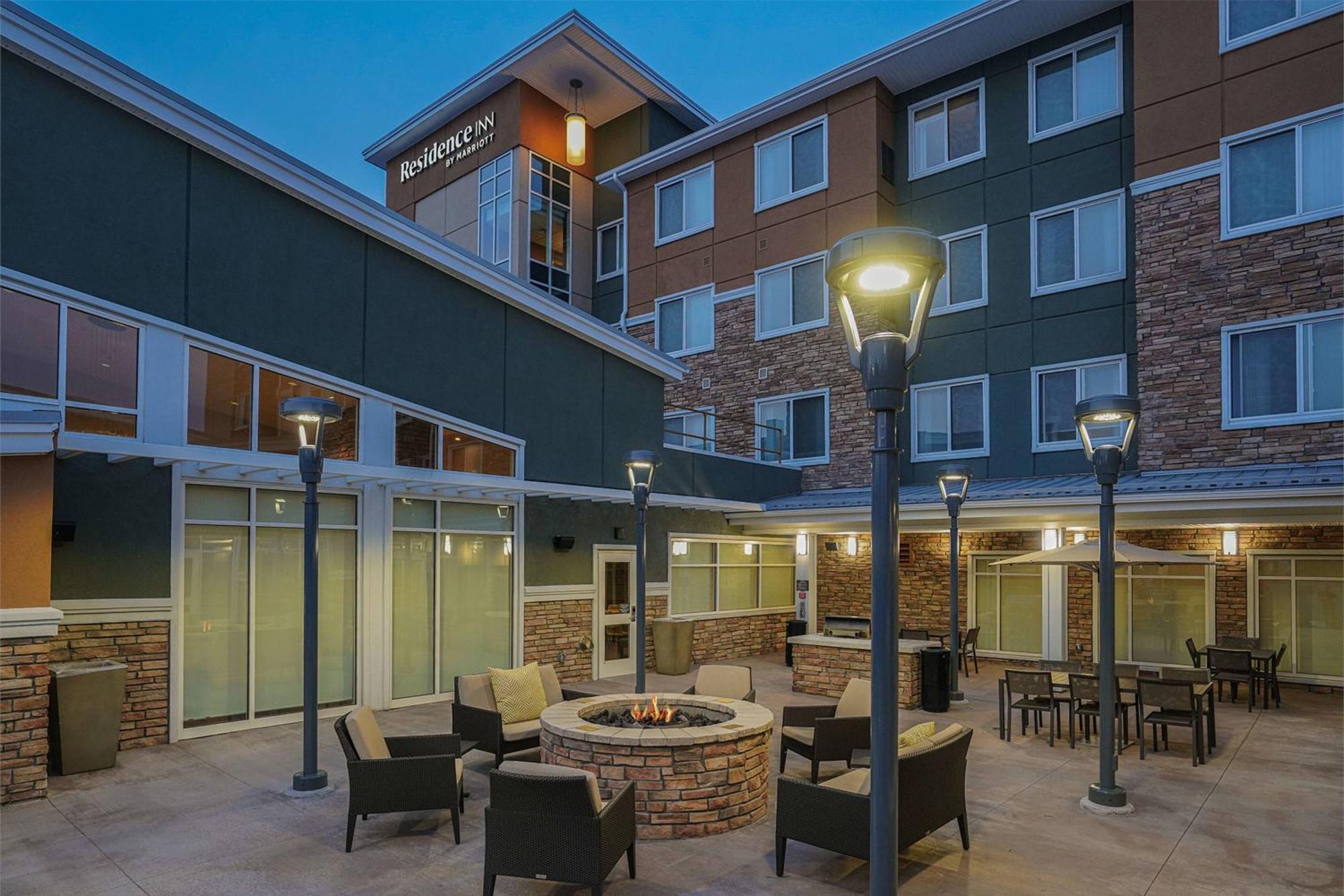 Residence Inn By Marriott Colorado Springs First & Main Bagian luar foto